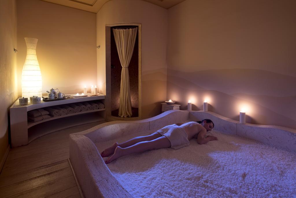Fonteverde Lifestyle & Thermal Retreat - The Leading Hotels Of The World Сан Кашано дей Бани Екстериор снимка A salt room